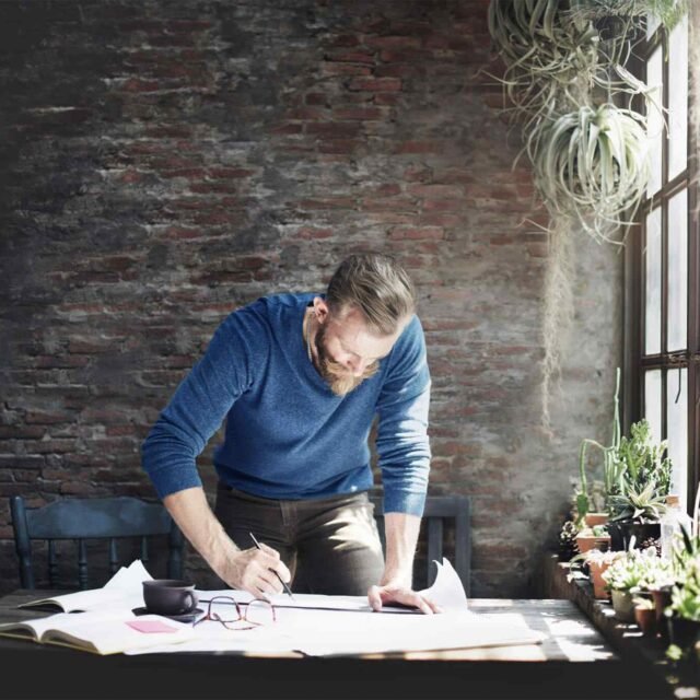 https://kxinteriors.sg/wp-content/uploads/2017/05/image-team-member-01-640x640.jpg